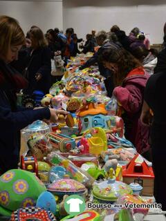 Photo de la bourse aux vêtements Bourse aux jouets