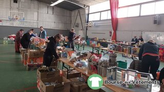 Photo de la bourse aux vêtements Bourse aux jouets de L'APE Matern'happy