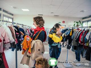 Photo de la bourse aux vêtements Bourse à la puériculture, aux vêtements et vélos