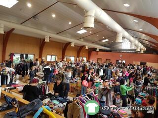 Photo de la bourse aux vêtements bourse aux vêtements