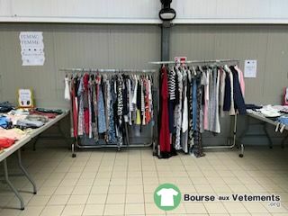 Photo de la bourse aux vêtements Bourse aux vêtements été pour bébés, enfants, adultes