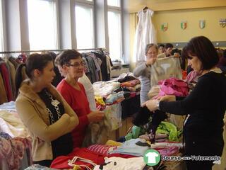 Photo de la bourse aux vêtements Friperie St Nicolas