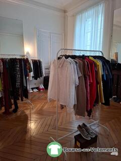 Photo de la bourse aux vêtements Showroom BRADY