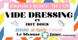 Vide dressing et hot dogs