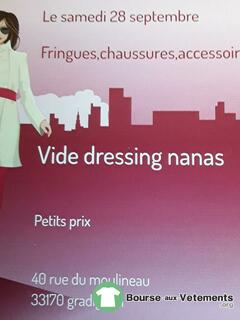 Photo de la bourse aux vêtements Vide dressing femmes.