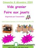 Photo vide grenier ,foire aux jouets et vêtements à Saint-Pol-de-Léon